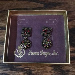 New! Premier Designs Pierced Earrings